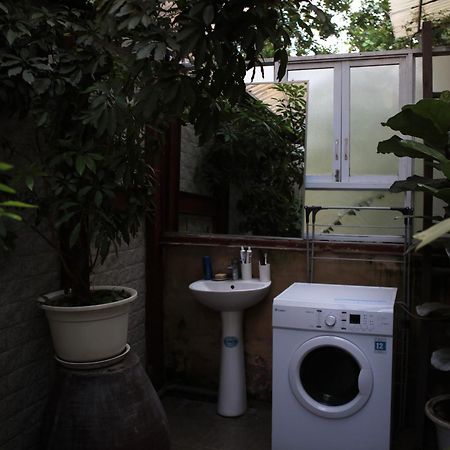 The First Ba Trieu Ha Noi Bed and Breakfast Hanoi Eksteriør billede