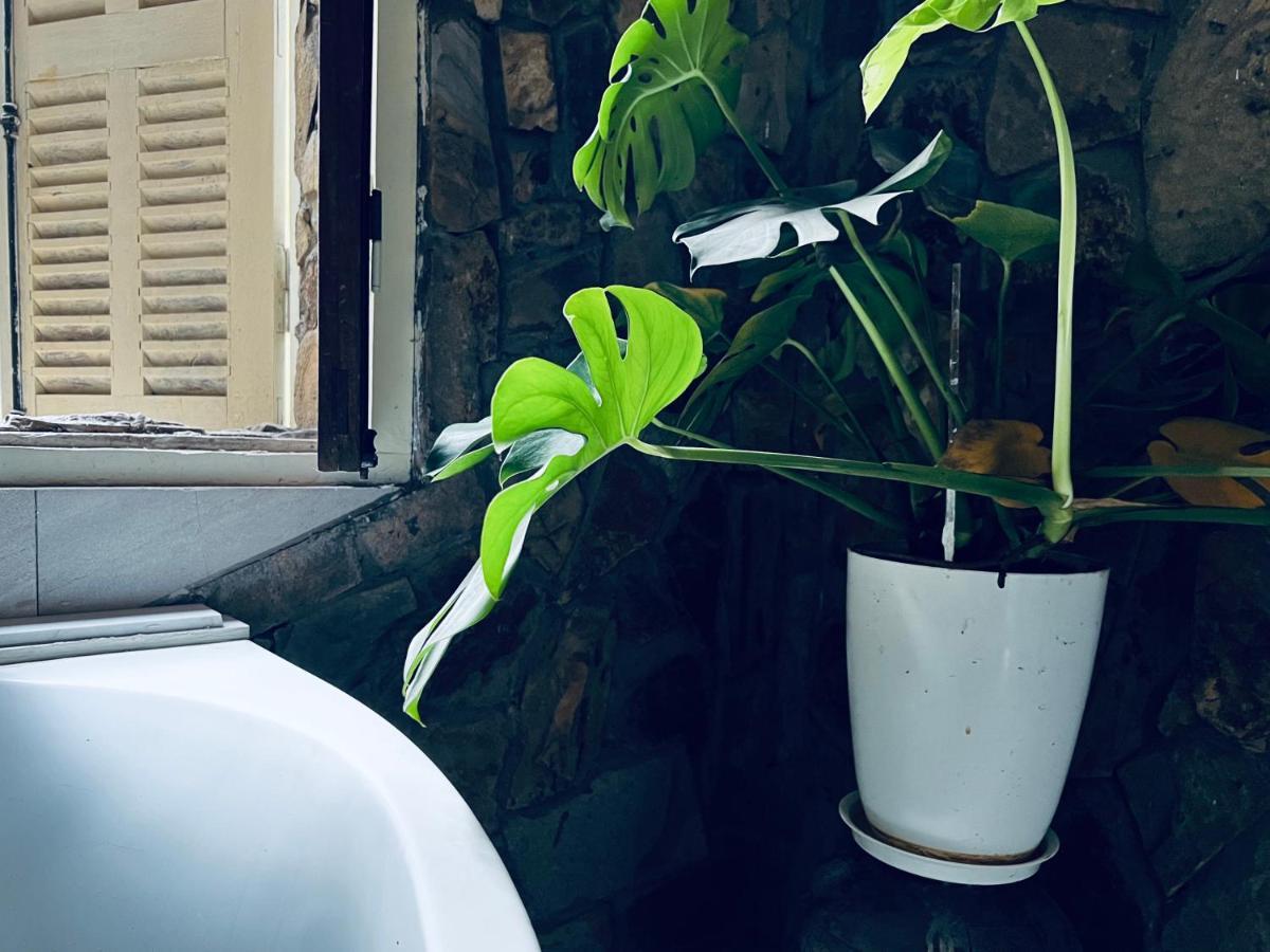 The First Ba Trieu Ha Noi Bed and Breakfast Hanoi Eksteriør billede