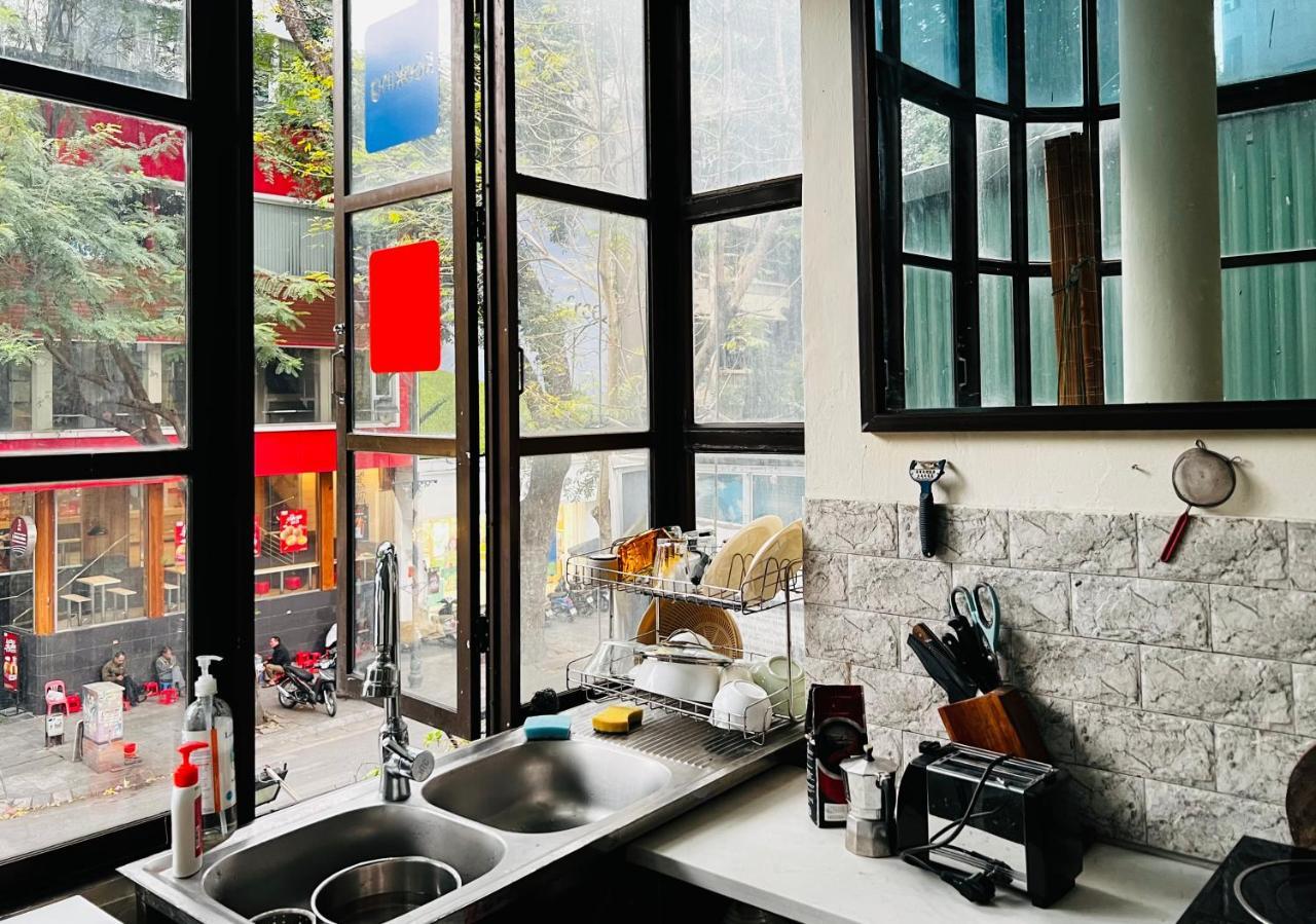 The First Ba Trieu Ha Noi Bed and Breakfast Hanoi Eksteriør billede